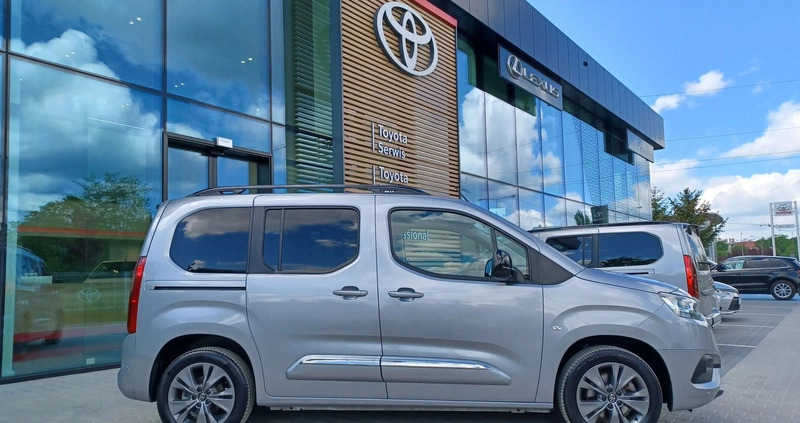 Toyota Proace City Verso cena 135900 przebieg: 11793, rok produkcji 2022 z Kleczew małe 596